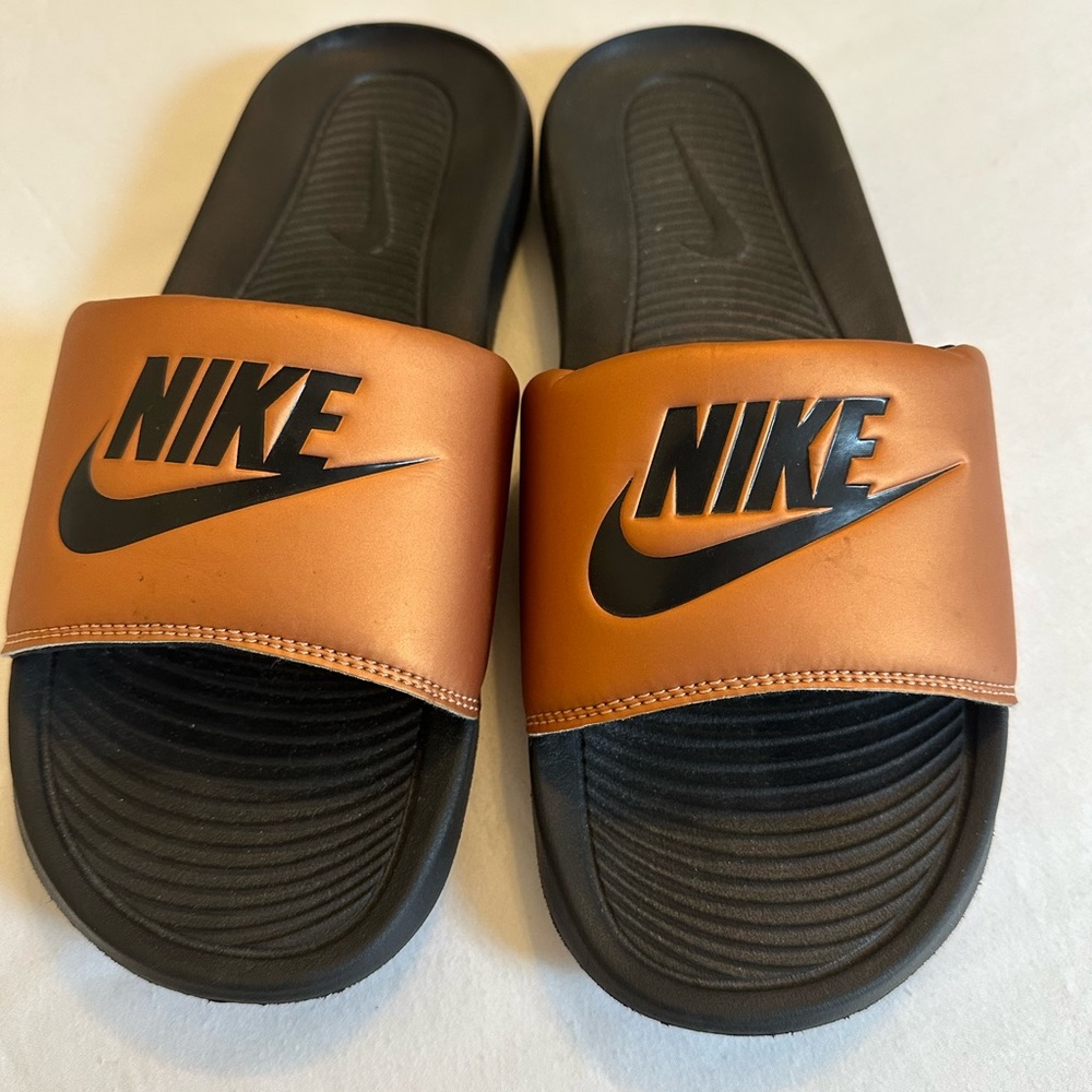 Nike slides